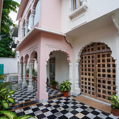 Dev Mahal - A Boutique Heritage Hotel Τζαϊπούρ Εξωτερικό φωτογραφία