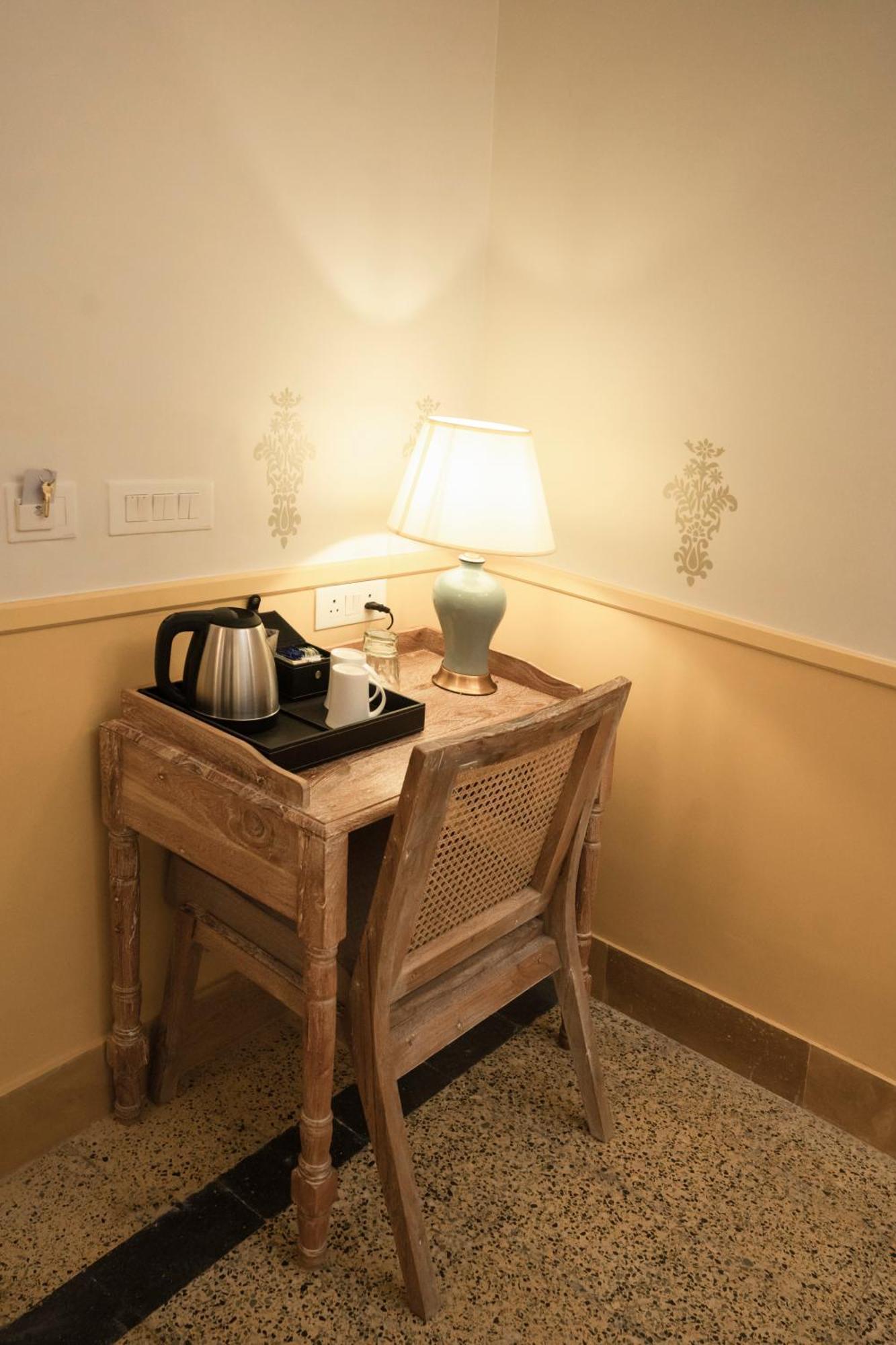 Dev Mahal - A Boutique Heritage Hotel Τζαϊπούρ Εξωτερικό φωτογραφία