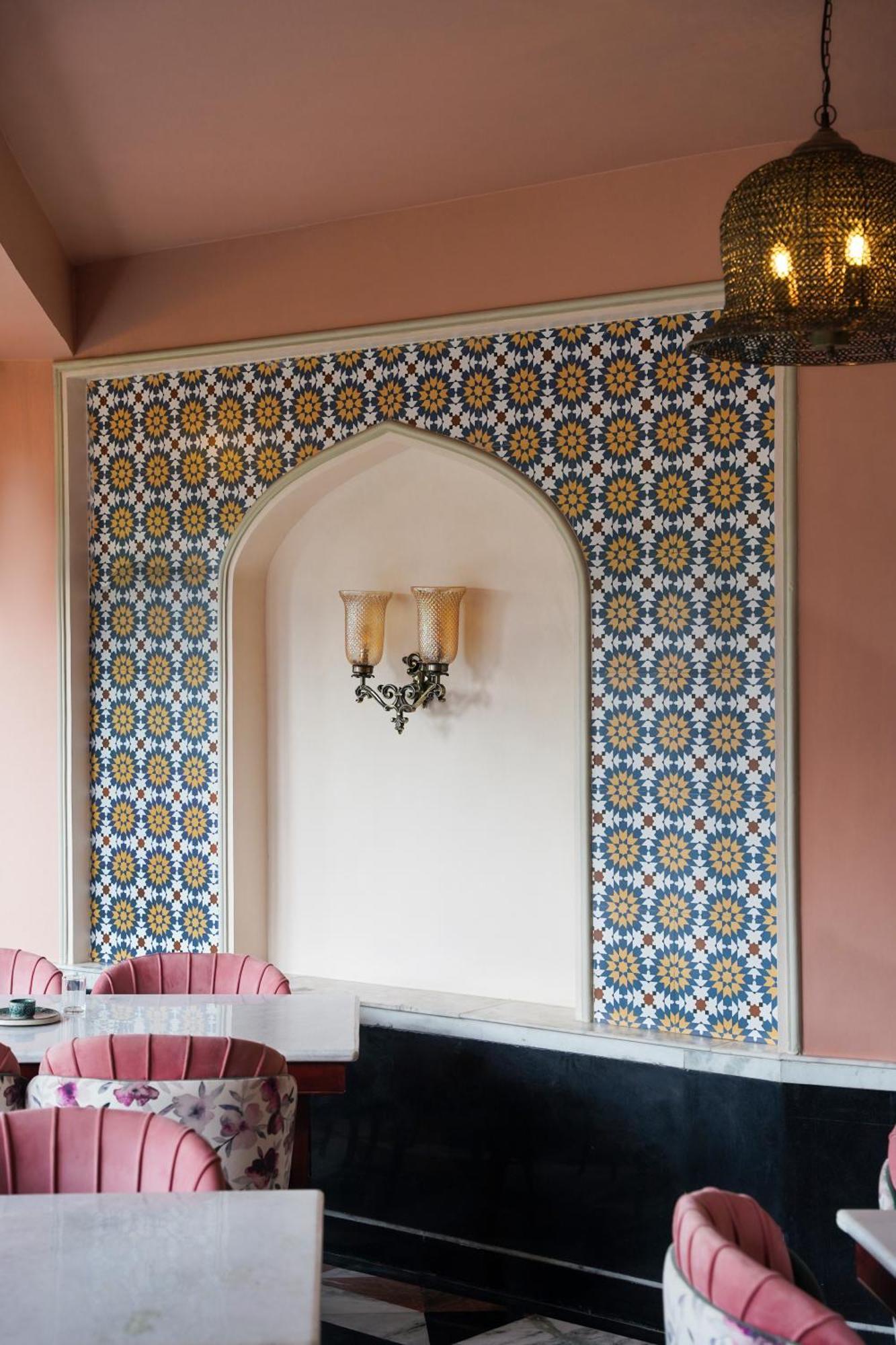 Dev Mahal - A Boutique Heritage Hotel Τζαϊπούρ Εξωτερικό φωτογραφία