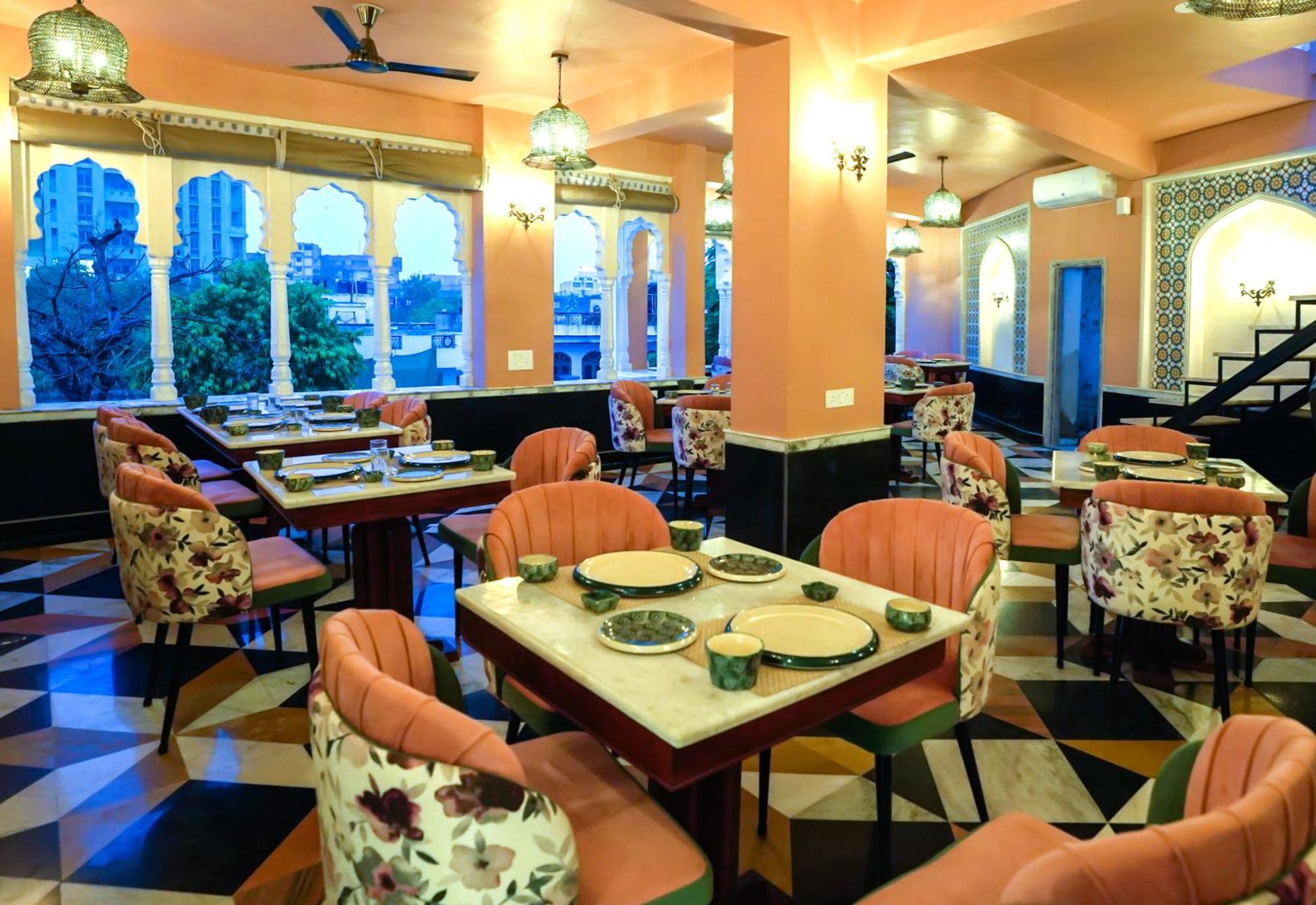 Dev Mahal - A Boutique Heritage Hotel Τζαϊπούρ Εξωτερικό φωτογραφία